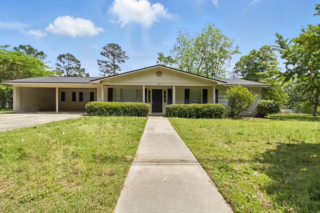 5202 Lakeshore Road Columbus, GA 31907 - Photo 1 of 25 Main View