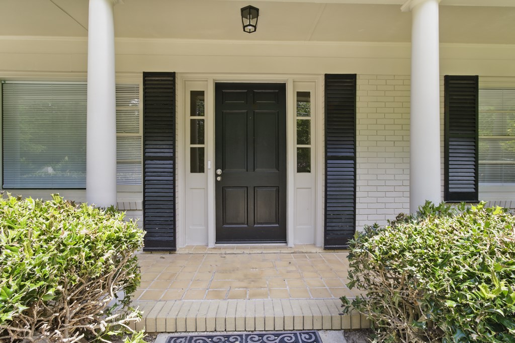 5202 Lakeshore Road Columbus, GA 31907 - Photo 2 of 25 Gallery Image 2