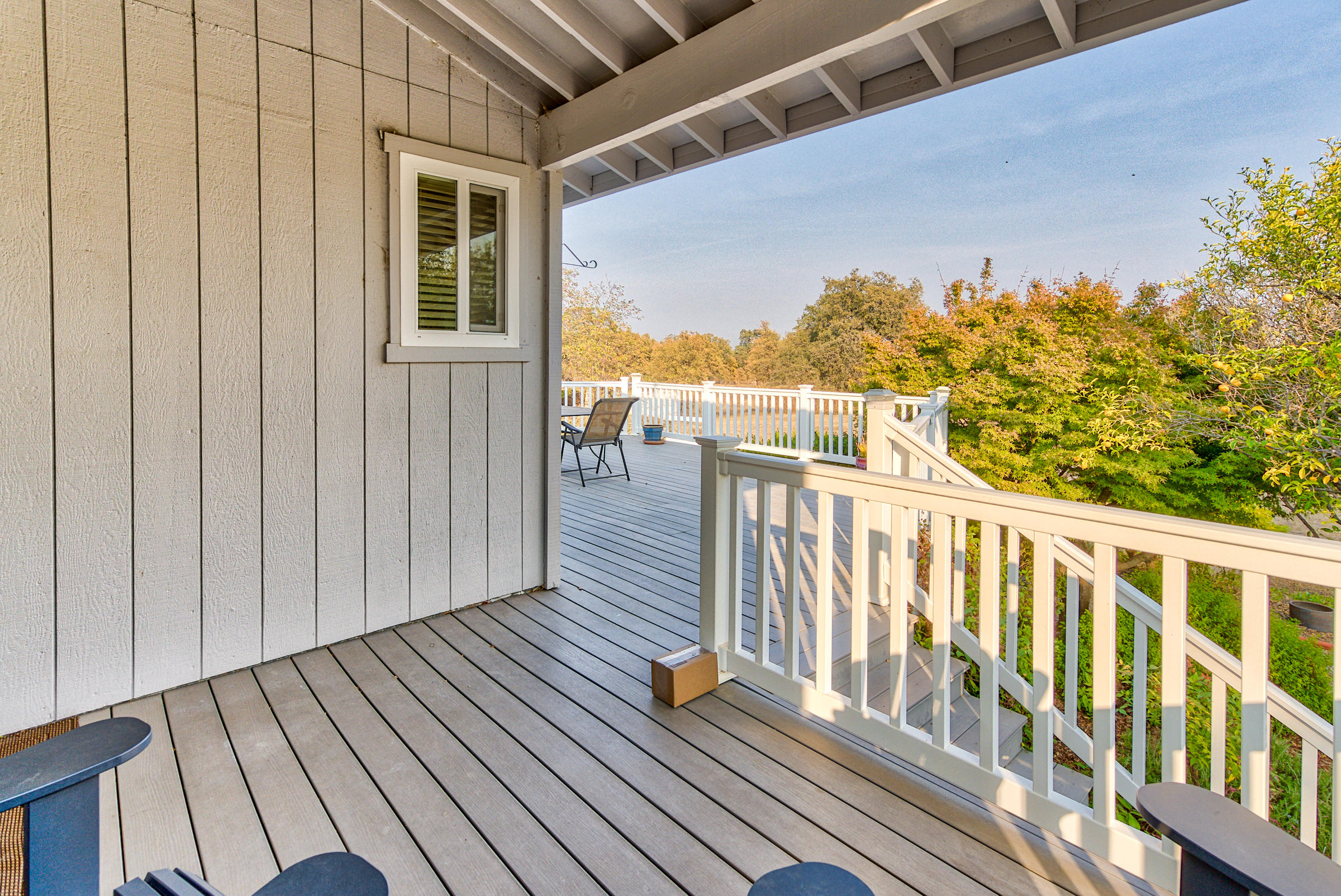 732 Gibralter Road Redding, CA 96003 - Photo 39 of 59 Entry to front deck