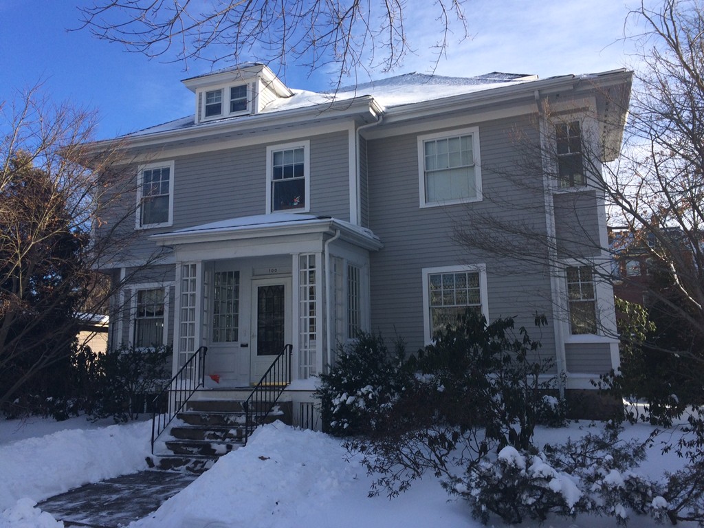 a house view with a outdoor space