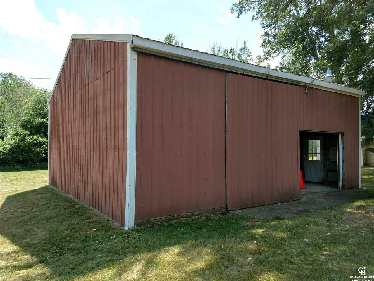 710 East Hibbard Road Owosso, MI 48867 - Photo 9 of 16 50079440-8.JPG