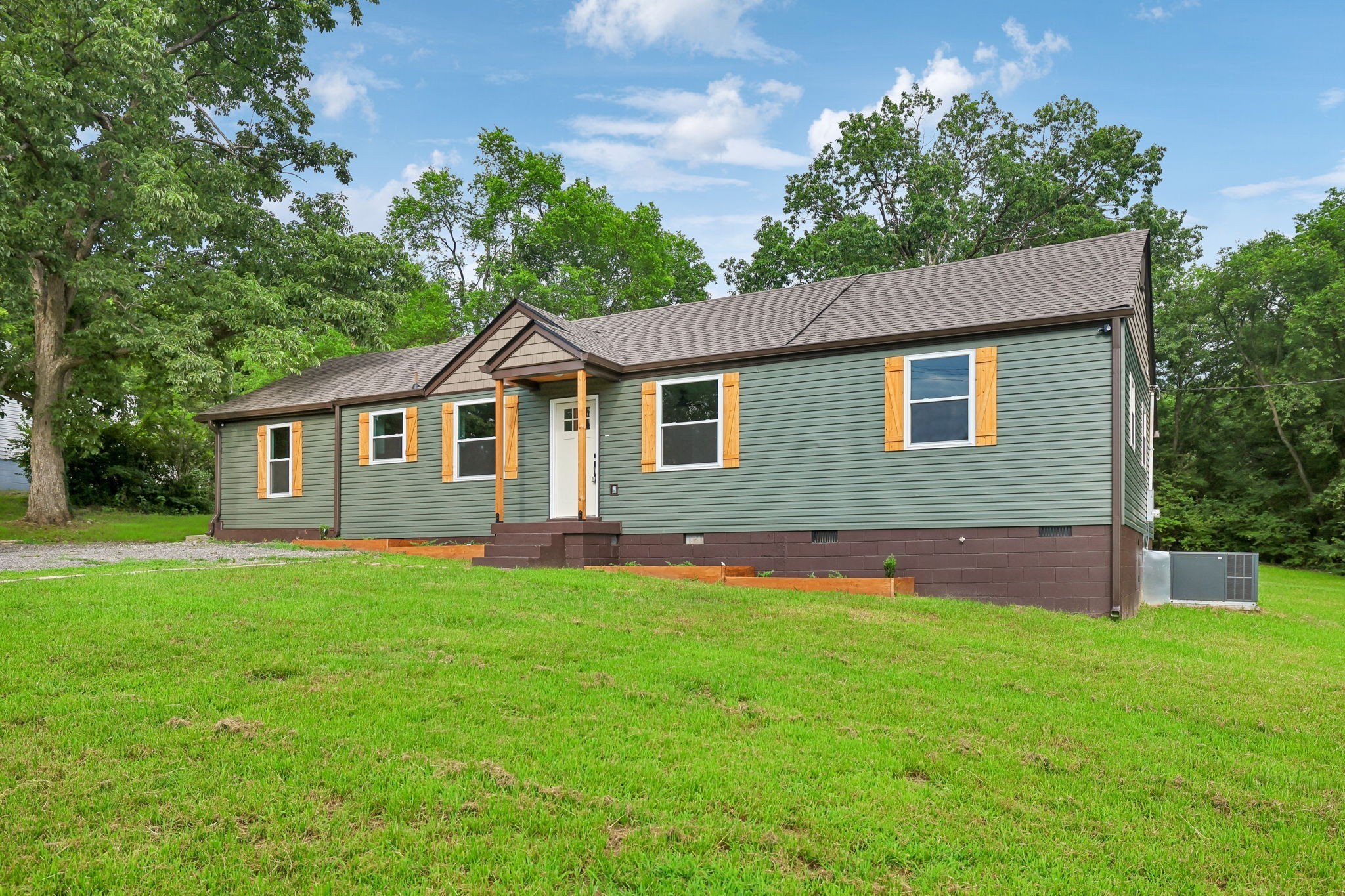 305 Randy Road Madison, TN 37115 - Photo 2 of 35 Gallery Image 2