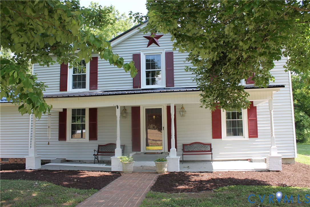 2408 Ridge Road Blackstone, VA 23824 - Photo 1 of 32