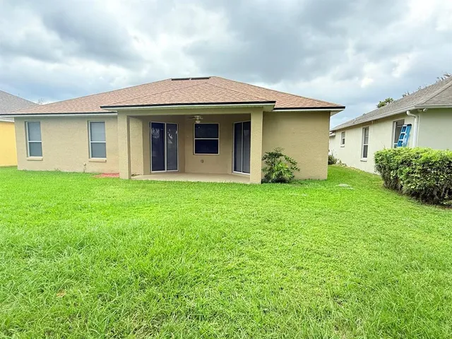 $2,200 | 1905 Fairway Loop, Kissimmee, FL 34746