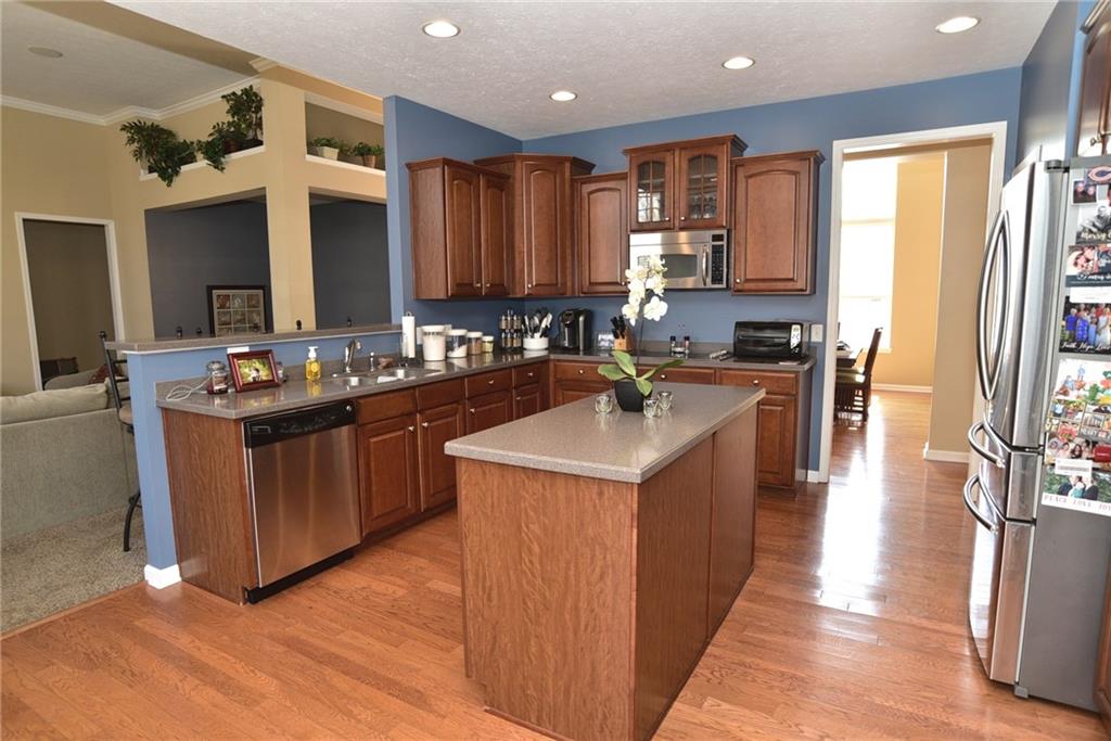 10404 Sugar Ridge Way Indianapolis, IN 46239 - Photo 15 of 48 Gallery Image 15