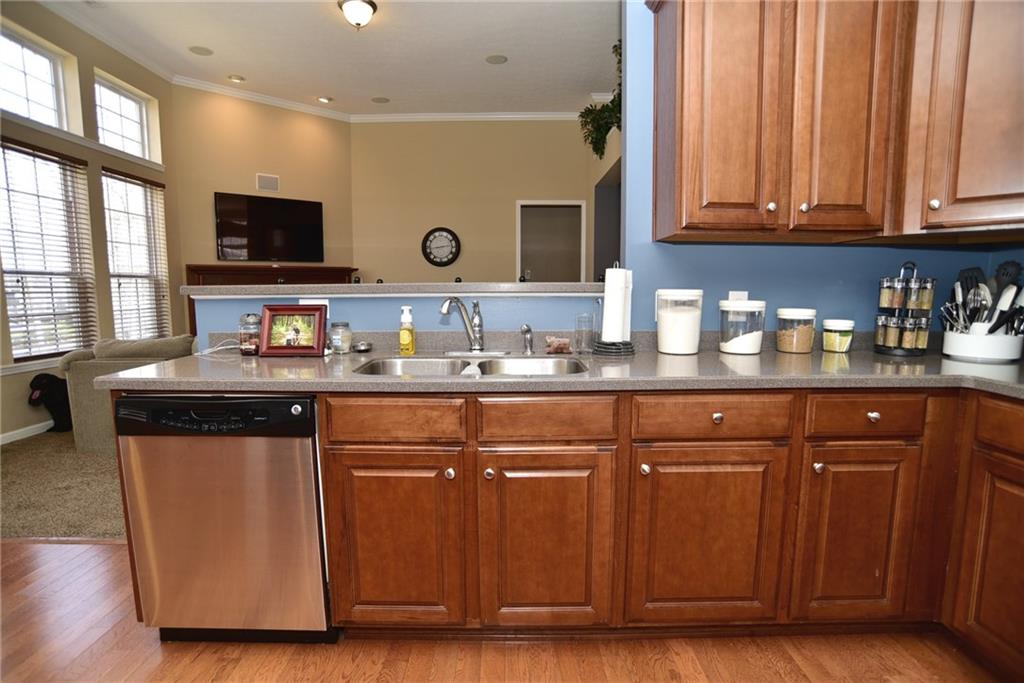 10404 Sugar Ridge Way Indianapolis, IN 46239 - Photo 18 of 48 Gallery Image 18