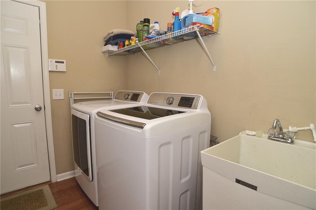 10404 Sugar Ridge Way Indianapolis, IN 46239 - Photo 19 of 48 Gallery Image 19