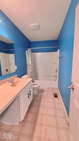 $365,000 | 2125 Lakecrest Drive, Columbus, IN 47201