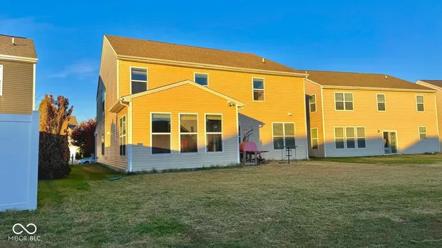 $365,000 | 2125 Lakecrest Drive, Columbus, IN 47201