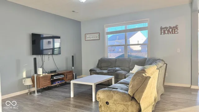 $365,000 | 2125 Lakecrest Drive, Columbus, IN 47201