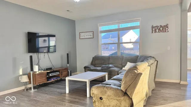 $365,000 | 2125 Lakecrest Drive, Columbus, IN 47201