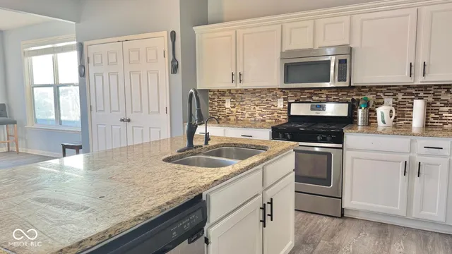 $365,000 | 2125 Lakecrest Drive, Columbus, IN 47201