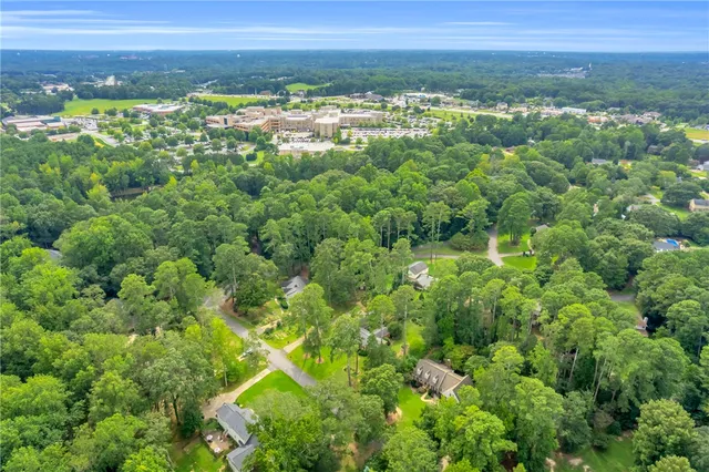 $459,000 | 203 Fox Creek Road, Anderson, SC 29621