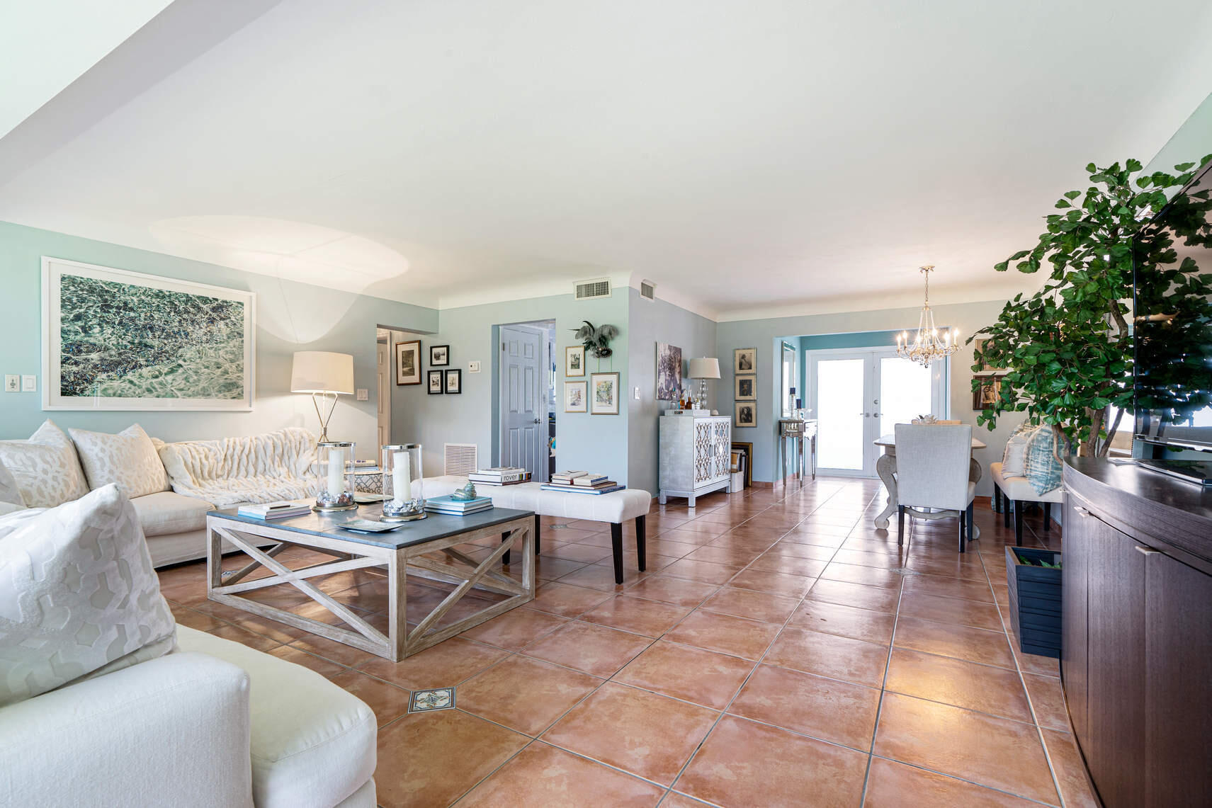 300 East Royal Palm Road, Unit 16C Boca Raton, FL 33432 - Photo 7 of 22 05