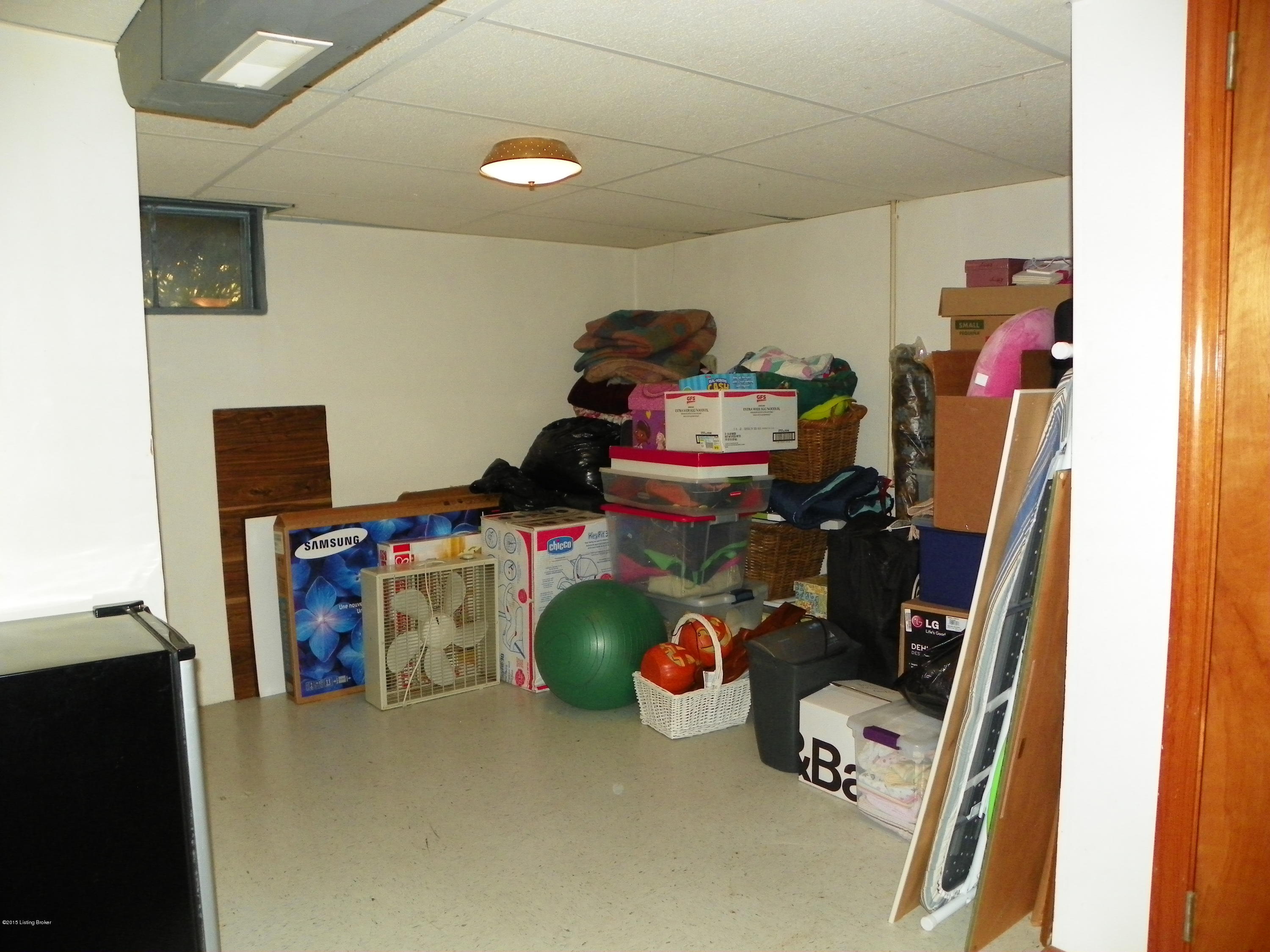 2860 Nepperhan Road Louisville, KY 40218 - Photo 40 of 51 101_1774