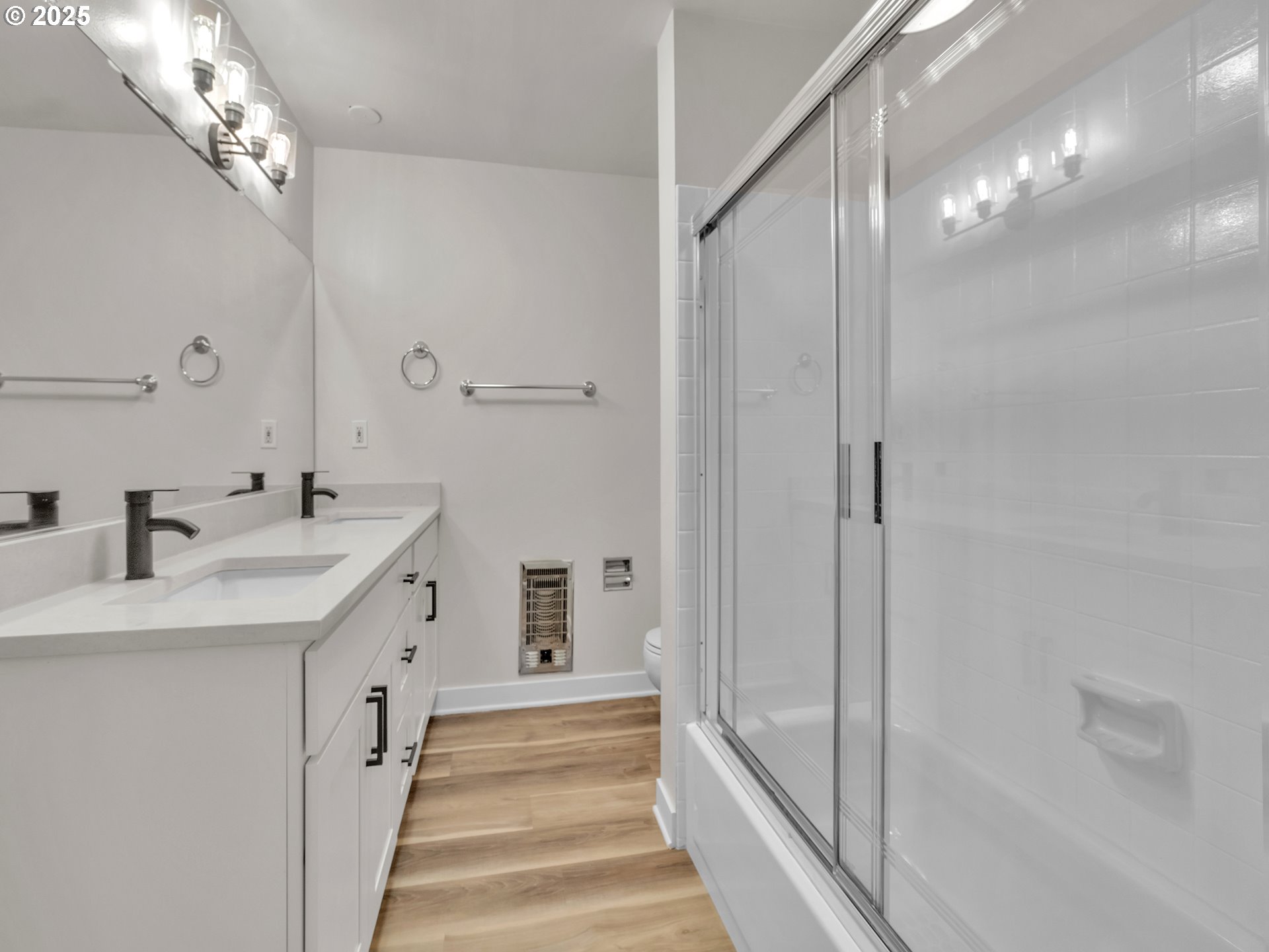 4460 Southwest Scholls Ferry Road, Unit 24 Portland, OR 97225 - Photo 20 of 35 Gallery Image 20