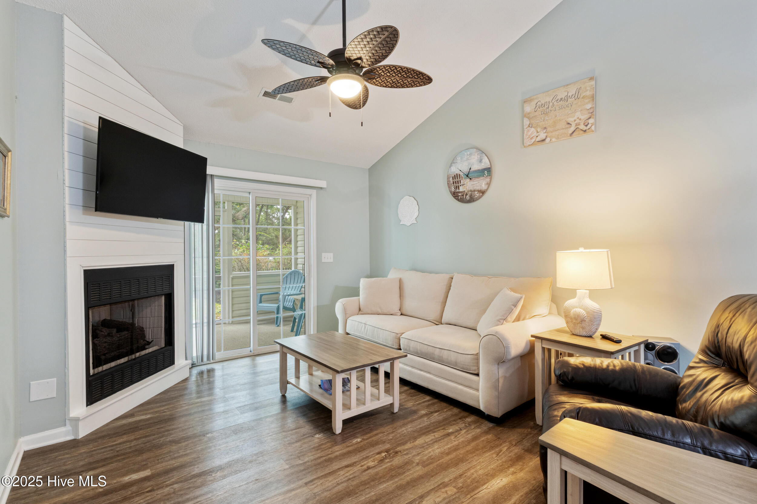 1855 Seaside Road Southwest, Unit 2 Ocean Isle Beach, NC 28469 - Photo 19 of 42 23_jms_55