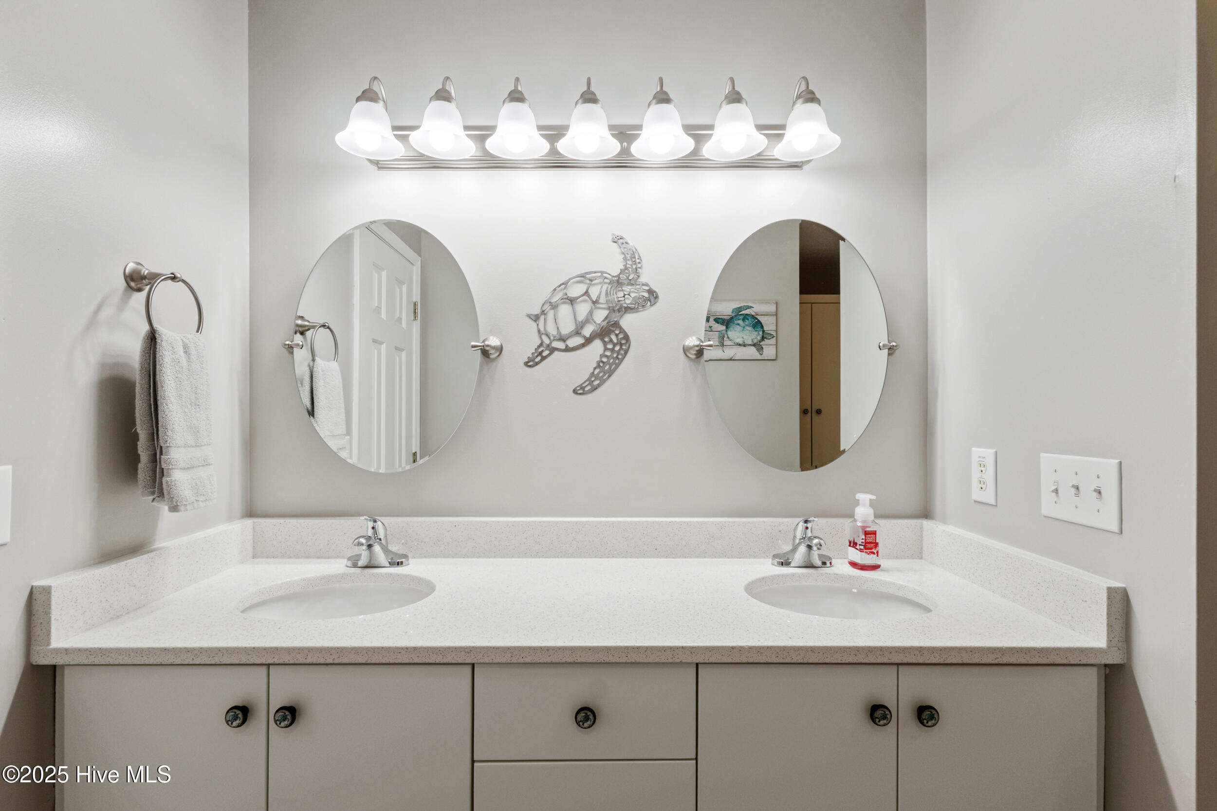 1855 Seaside Road Southwest, Unit 2 Ocean Isle Beach, NC 28469 - Photo 30 of 42 36_jms_99