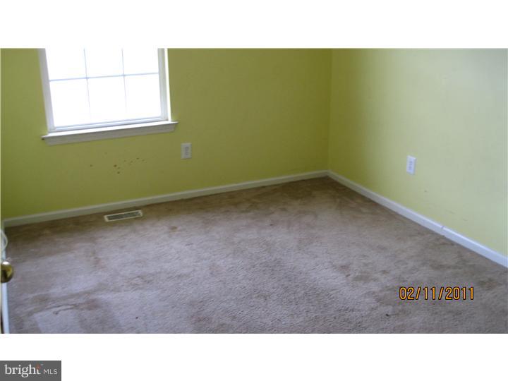 90 High Meadows Drive Sicklerville, NJ 08081 - Photo 5 of 7 Bedroom 3