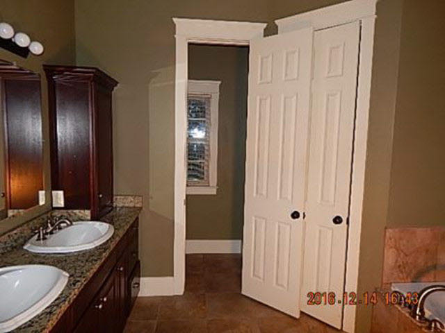 29954 Dolive Ridge Daphne, AL 36527 - Photo 9 of 20 Master Bathroom