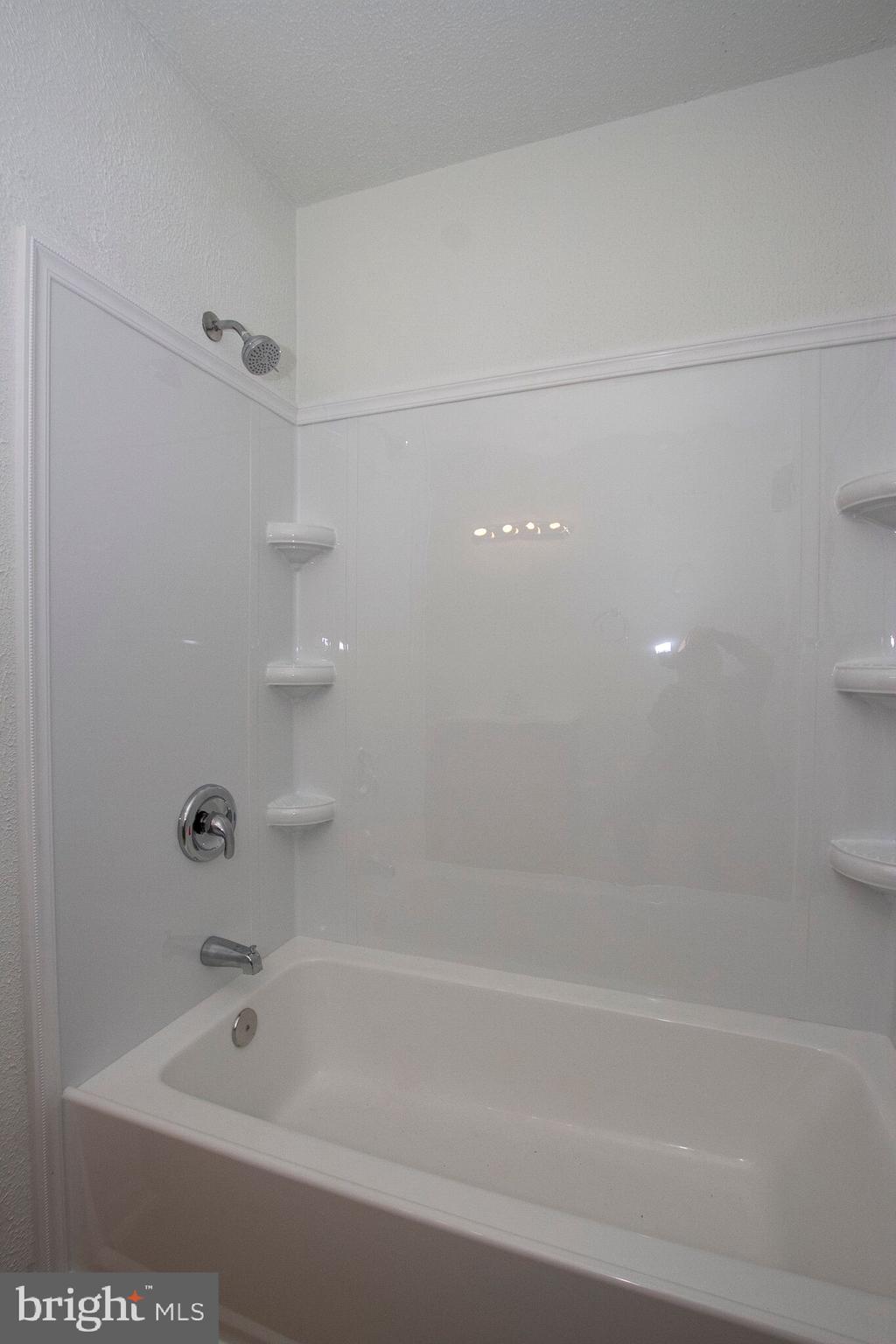 3613 Hays Road Aberdeen, MD 21001 - Photo 17 of 19 NEW TUB/SHOWER
