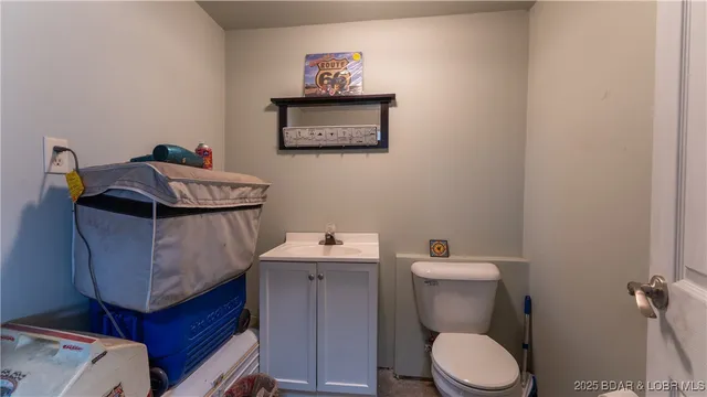 $499,000 | 267 Fallen Oak Circle, Sunrise Beach, MO 65079