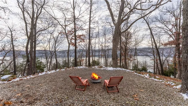 $499,000 | 267 Fallen Oak Circle, Sunrise Beach, MO 65079