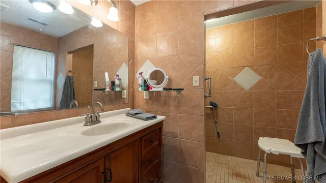 $499,000 | 267 Fallen Oak Circle, Sunrise Beach, MO 65079