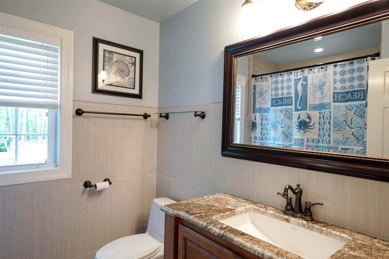 10100 Touchwood Place Raleigh, NC 27613 - Photo 16 of 26 Hall Bath