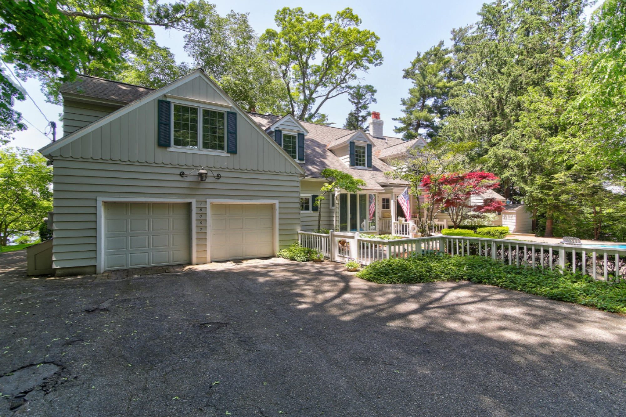 18067 North Fruitport Road Spring Lake, MI 49456 - Photo 60 of 67 18067 N Fruitport Road (32 of 95)
