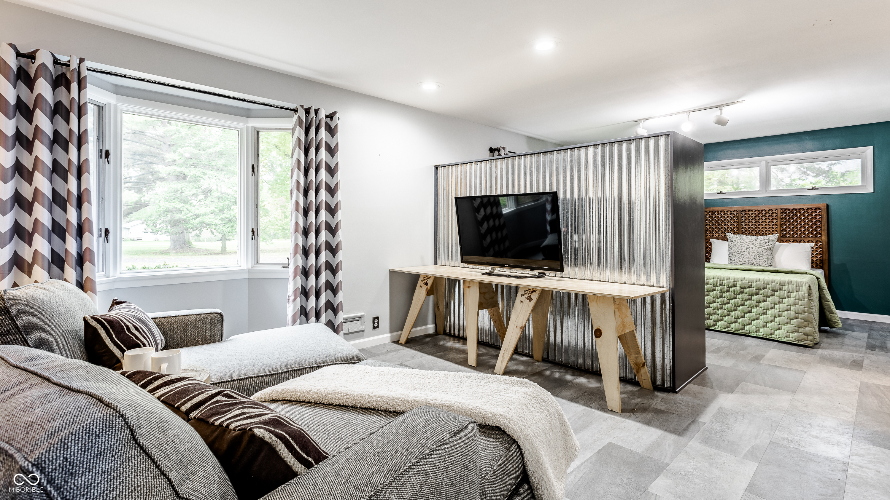 6501 Dover Road Indianapolis, IN 46220 - Photo 32 of 71