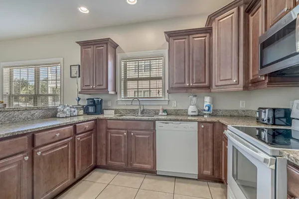 $839,000 | 705 37th Avenue South, North Myrtle Beach, SC 29582