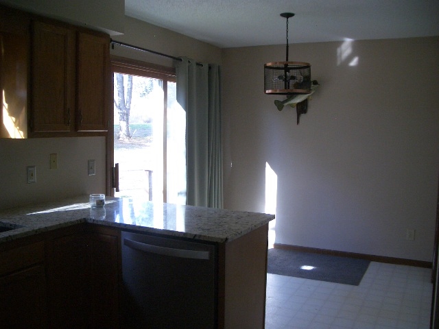 103 Amethyst Road Murphysboro, IL 62966 - Photo 8 of 29 Gallery Image 8