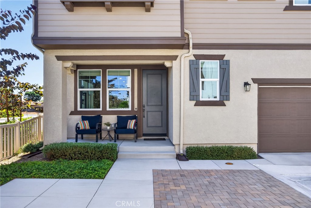 7182 Beck Drive Riverside, CA 92503 - Photo 2 of 48 Happy Place
