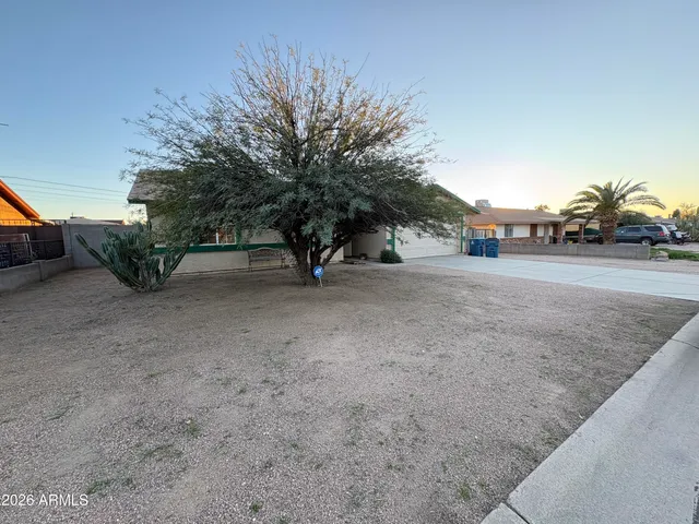 a view of a house with a outdoor space