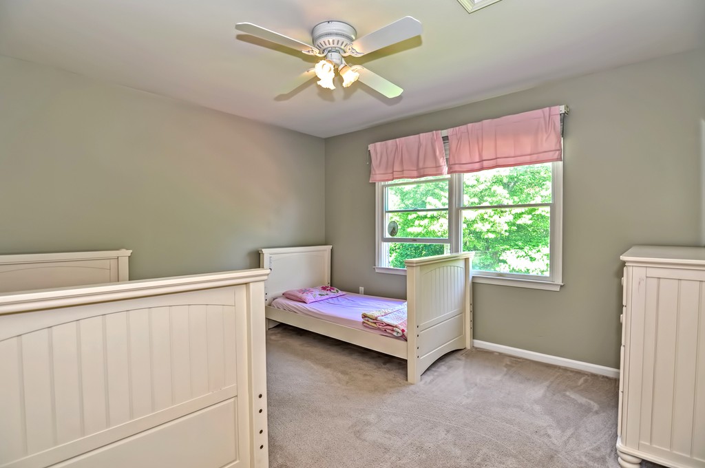 34 Hawthorne Road Shrewsbury, MA 01545 - Photo 22 of 30 Gallery Image 22