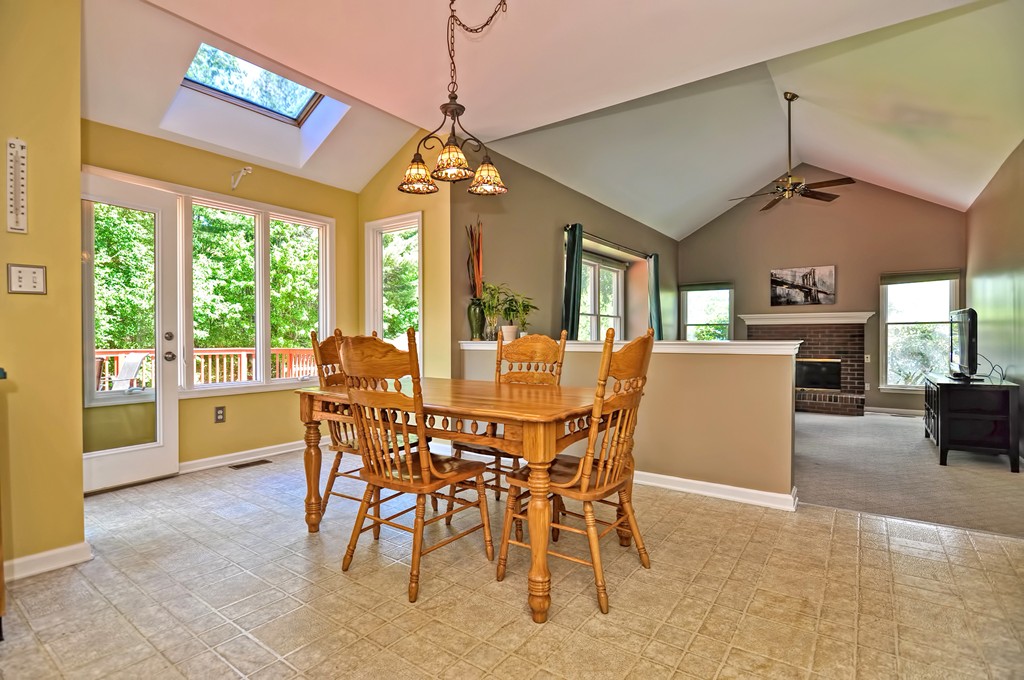 34 Hawthorne Road Shrewsbury, MA 01545 - Photo 10 of 30 Gallery Image 10