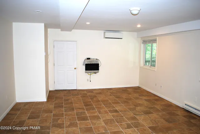 $439,000 | 277 Patten Circle, Albrightsville, PA 18210