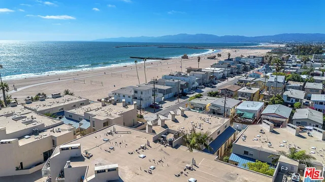 $1,395,000 | 7301 Vista Del Mar, Unit A104, Playa del Rey, CA 90293