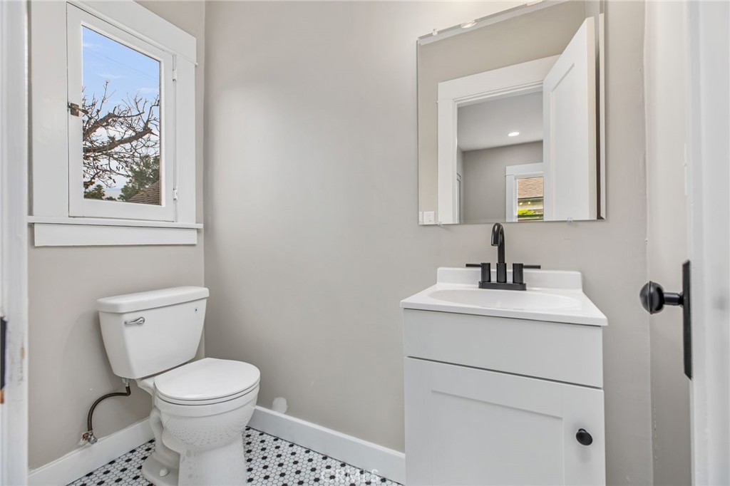 4427 Sunnyside Drive Riverside, CA 92506 - Photo 27 of 51