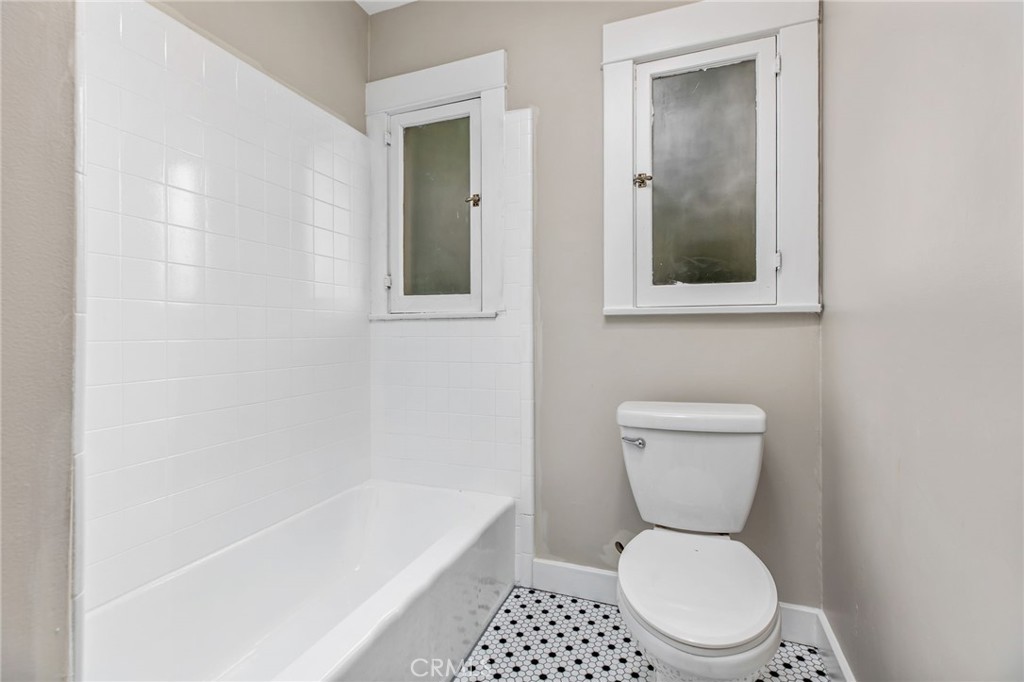 4427 Sunnyside Drive Riverside, CA 92506 - Photo 31 of 51