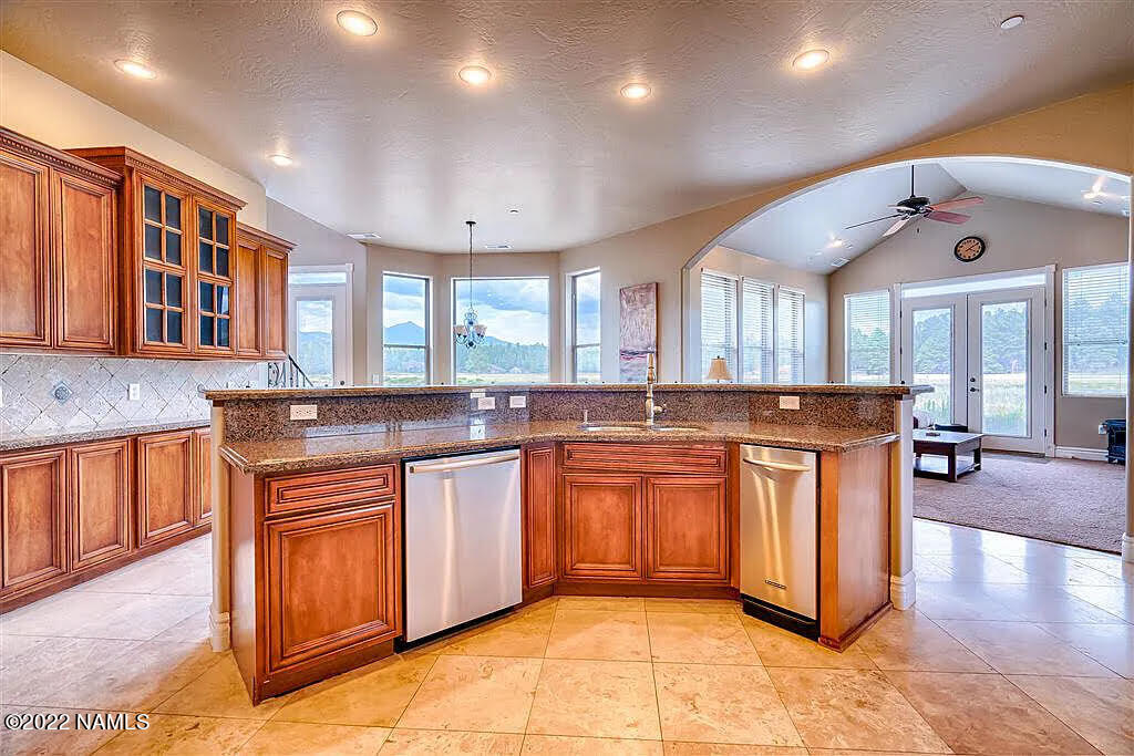 4413 Brackin Ranch Road Flagstaff, AZ 86001 - Photo 13 of 47 13
