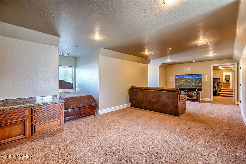 4413 Brackin Ranch Road Flagstaff, AZ 86001 - Photo 34 of 47 19