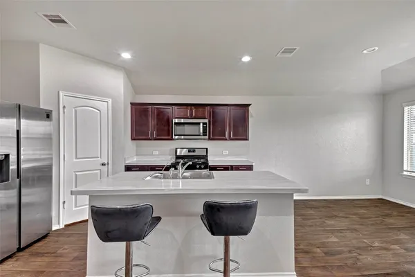 $2,000 | 21018 Belmont Village Way, Katy, TX 77449