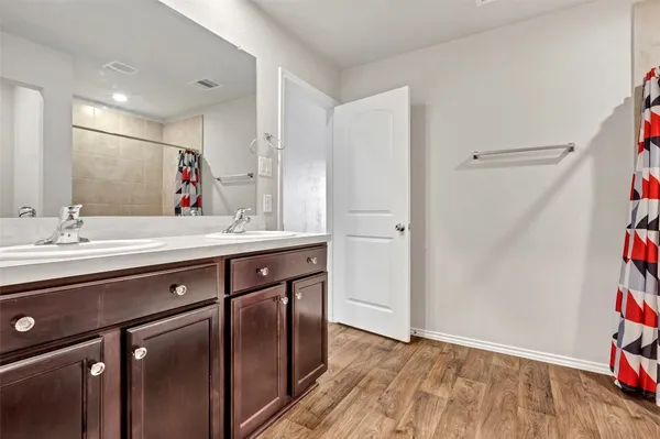 $2,000 | 21018 Belmont Village Way, Katy, TX 77449