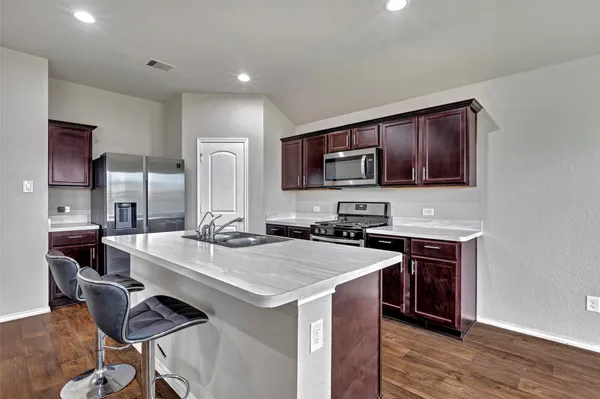 $2,000 | 21018 Belmont Village Way, Katy, TX 77449