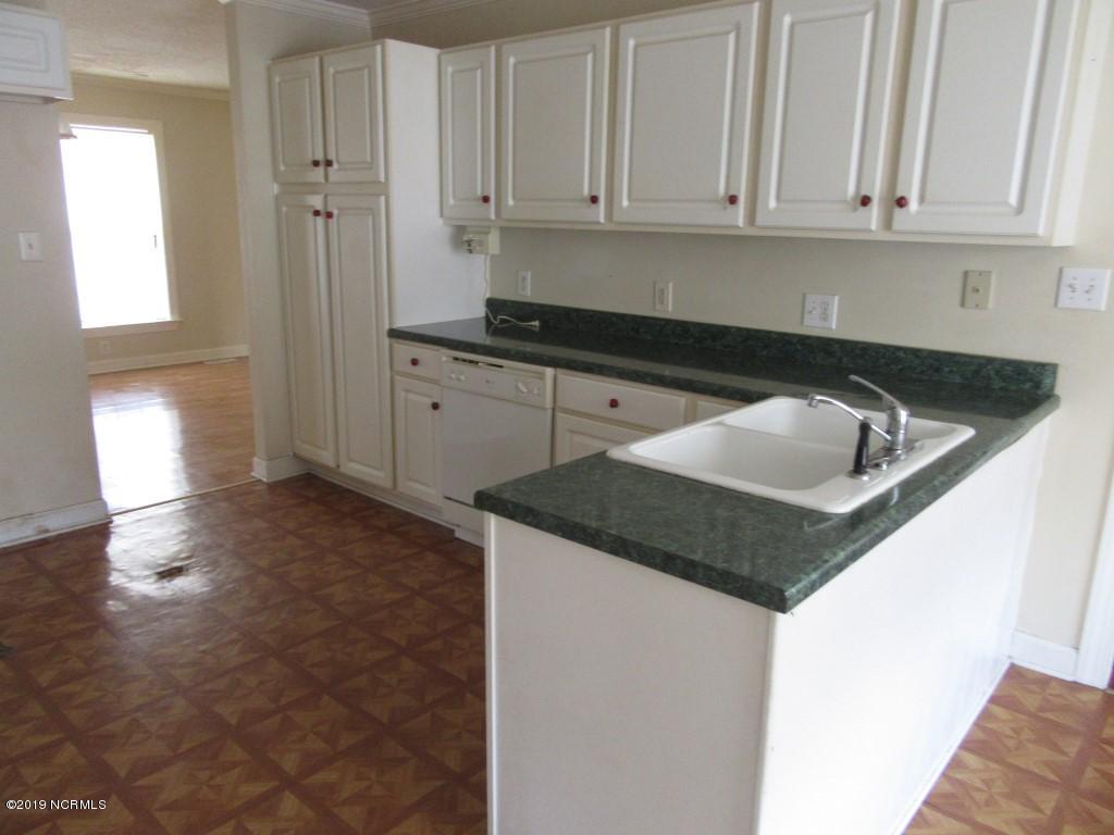 1535 Greene Haynes Road Kinston, NC 28504 - Photo 8 of 22 54 KITCHEN
