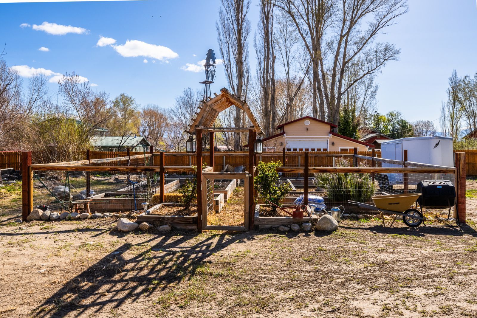 150 Hardy Road Bishop, CA 93514 - Photo 9 of 35