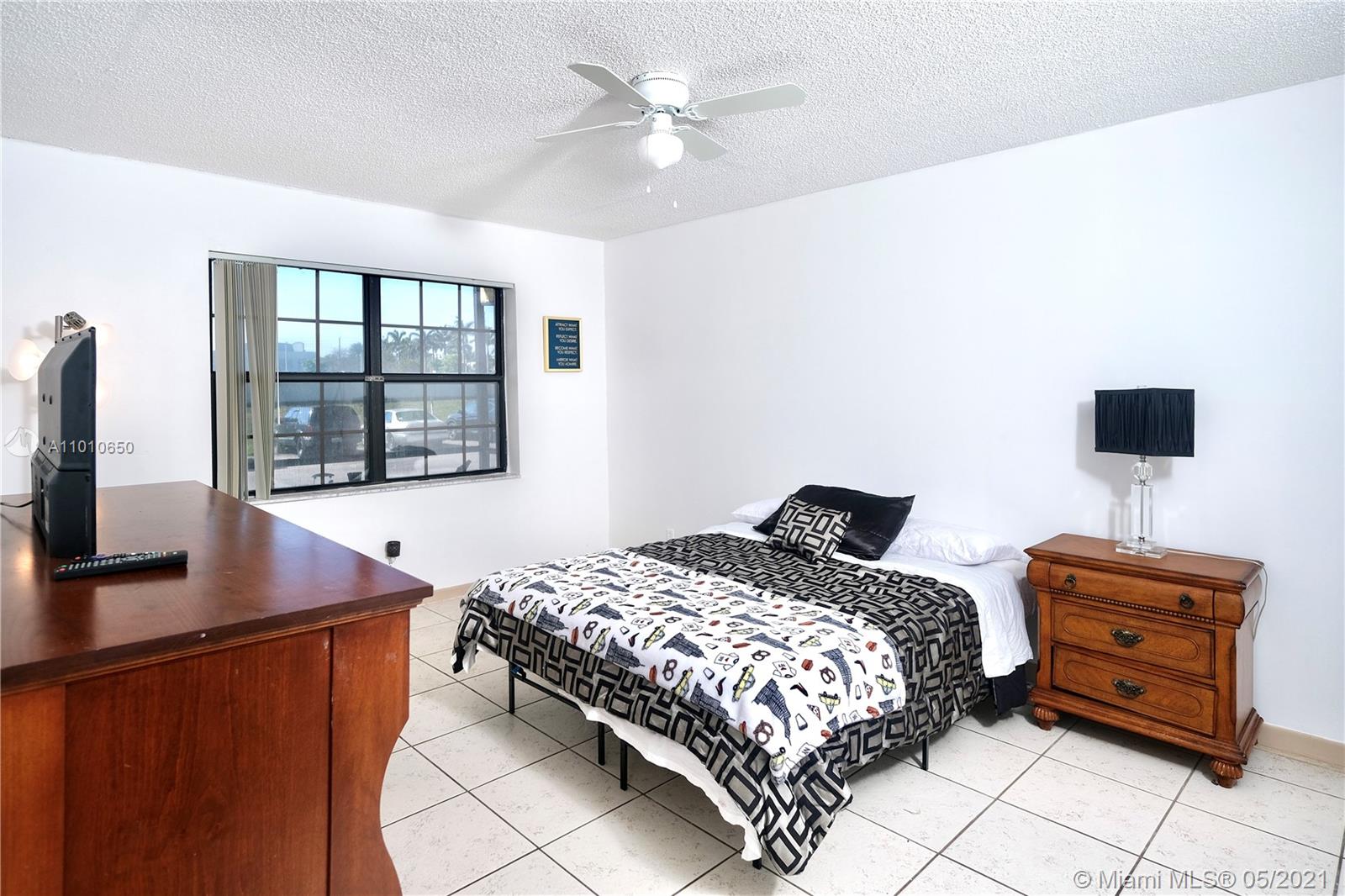 2355 Linton Ridge Circle, Unit F2 Delray Beach, FL 33444 - Photo 14 of 17 Gallery Image 14