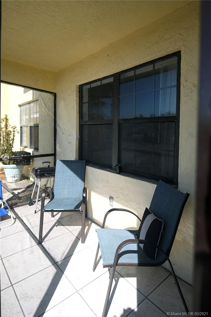 2355 Linton Ridge Circle, Unit F2 Delray Beach, FL 33444 - Photo 16 of 17 Gallery Image 16